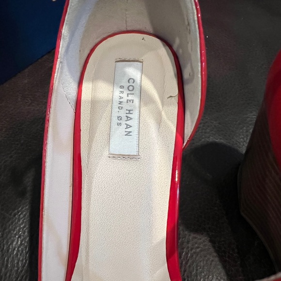 Cole Haan   Style Lacy Red Patten leather 7.5 B - Picture 6 of 8